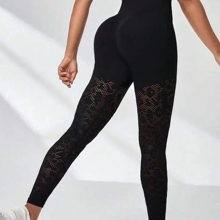 Amour High-Waist Seamless Laser-Cut Scrunch Leggings leggings Castello Clothing Line
